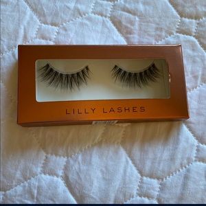 Lily lashes new